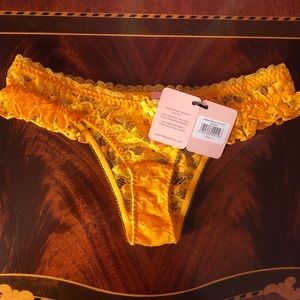 Agent provocateur Anna yellow lace brief
